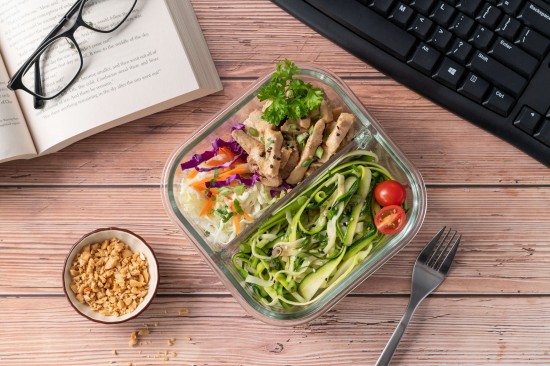 Spiralised Pad Thai Chicken Bowl