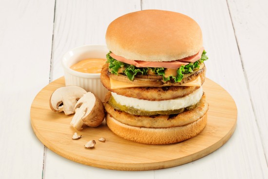 Fully Loaded Chicken Burger Recipe | Sadia Singapore